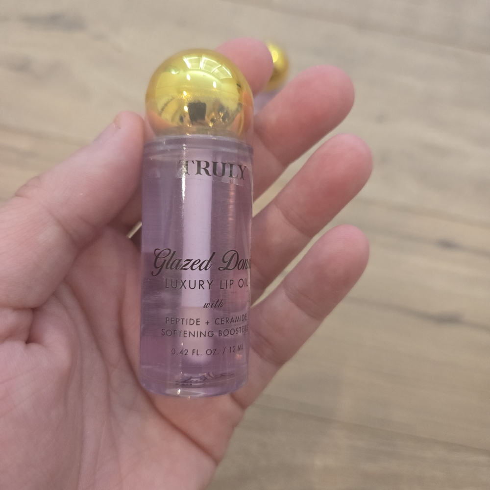 Truly Beauty Luxury Peptide Lip Oil Duo - Cherry Baby & Glazed Donut Sealed - Picture 11 of 16
